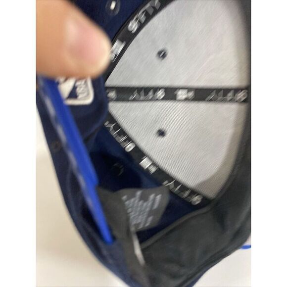 9Fifty New Era Dallas Mavericks Two Tone SnapBack Cap Hat Blue Navy - Picture 9 of 10